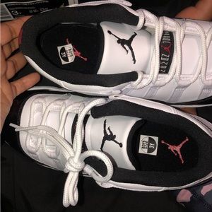 Kids Jordan low